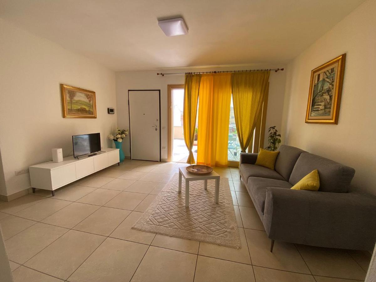 Sunny House Fourteen Assemini Exterior foto