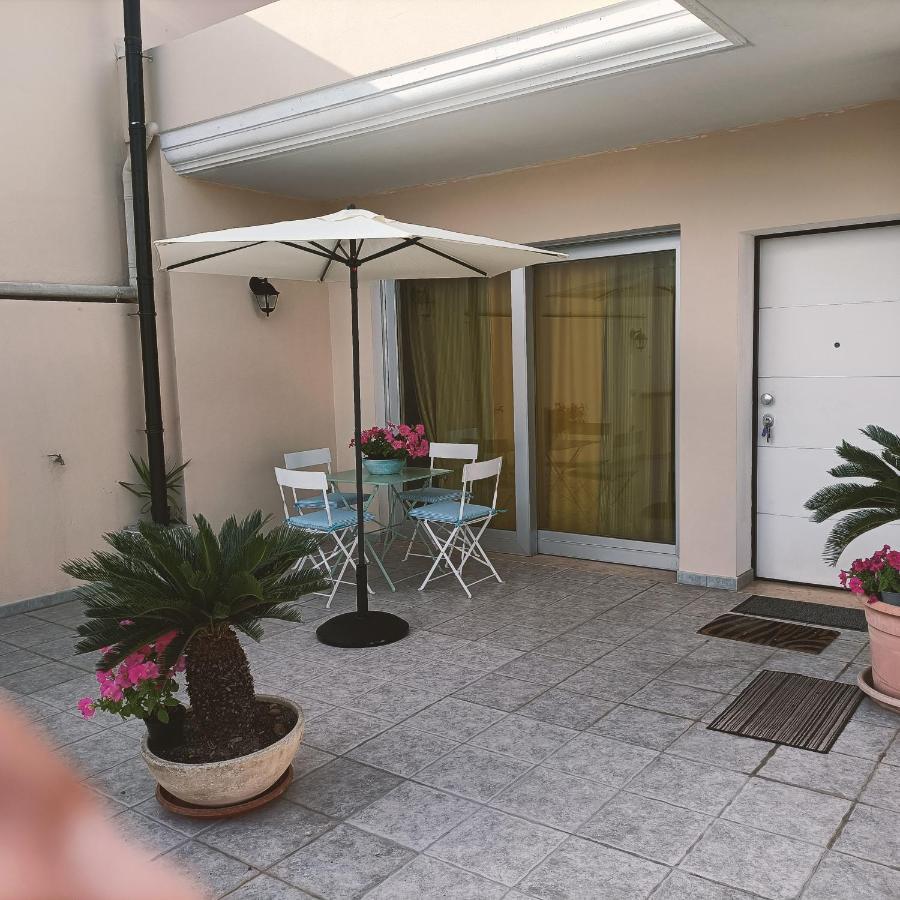 Sunny House Fourteen Assemini Exterior foto